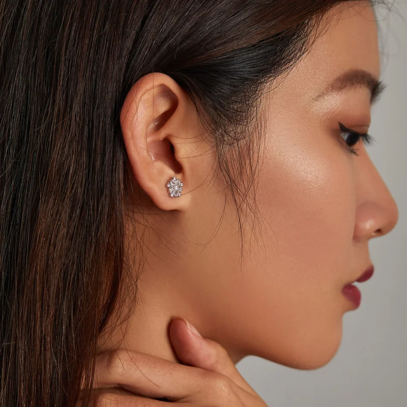 (afbeelding voor) PANDORA Glimmende sneeuwvlokken Oorknopjes - SCE1289 - Bekijken 7