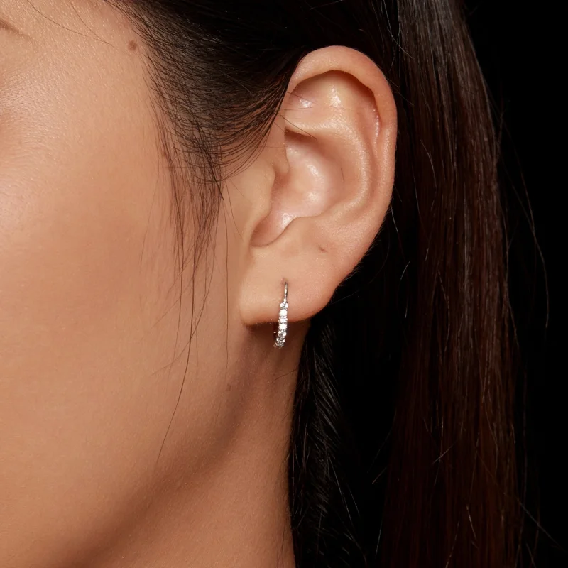 (afbeelding voor) Pandora-stijl Hartvormige Moissanite Hoepeloorbellen (Eén Certificaat) - MSE035 - Bekijken 5