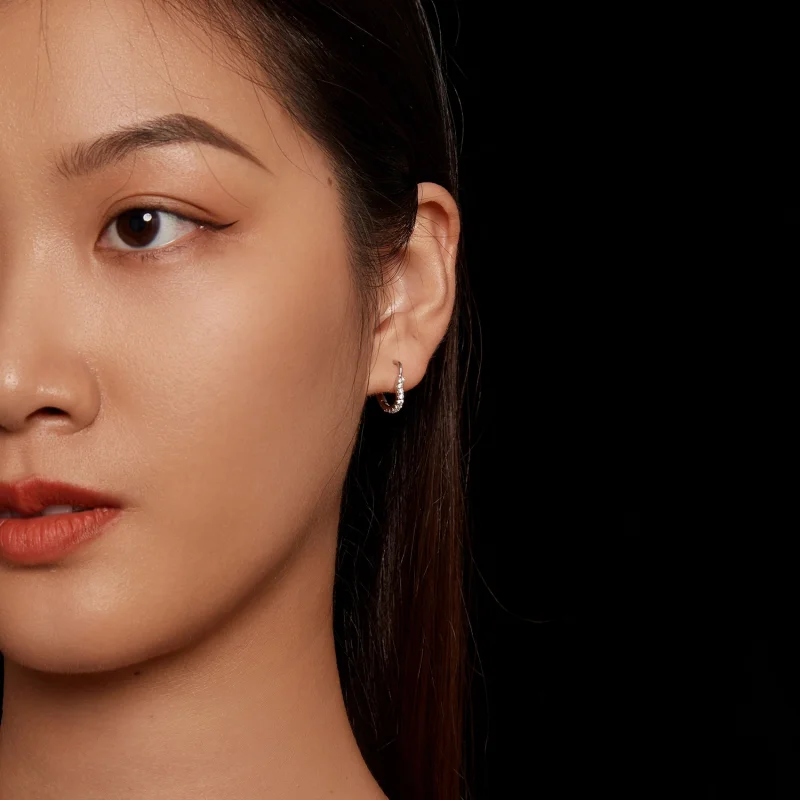 (afbeelding voor) Pandora-stijl Hartvormige Moissanite Hoepeloorbellen (Eén Certificaat) - MSE035 - Bekijken 6