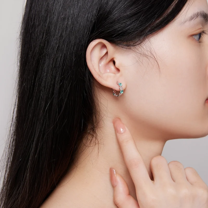 (afbeelding voor) Pandora-stijl oorbellen met vierklaverige hoepels - BSE826 - Bekijken 5