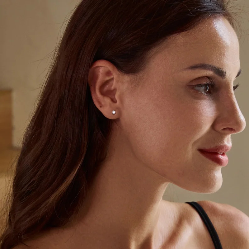 (afbeelding voor) Pandora Stijl 0.1Ct Moissanite Studs Oorbellen (Twee Certificaten) - MSE038 - Bekijken 4