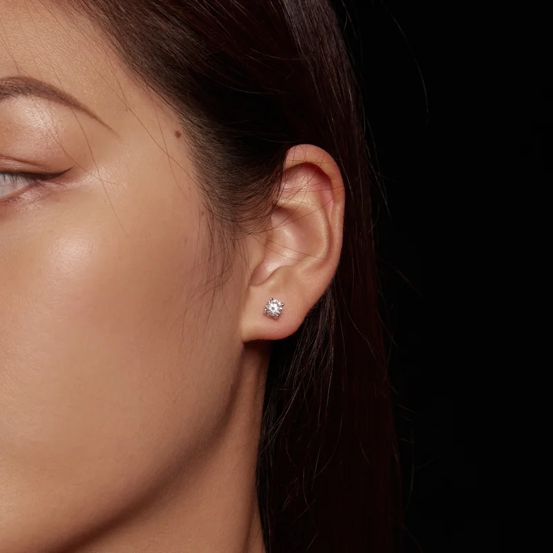 (afbeelding voor) Pandora-stijl 0,5 karaat vierklauw moissanite stekeroorbellen - MSE003-S - Bekijken 5