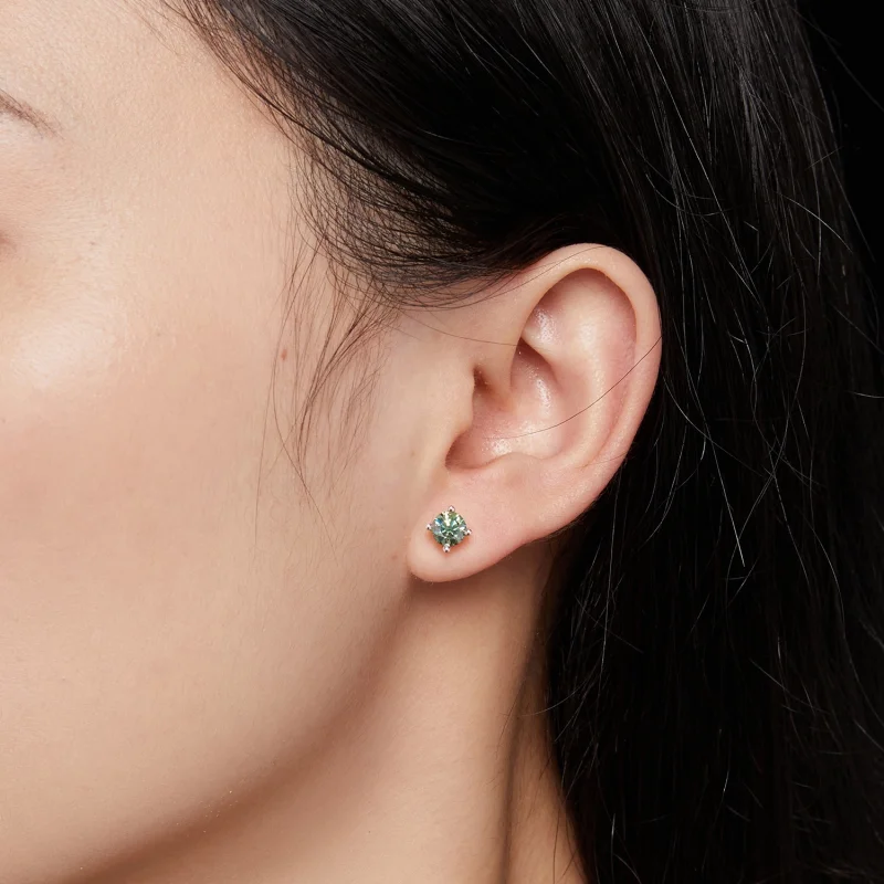 (afbeelding voor) Pandora-stijl 0,5 karaat vierklauws Moissanite-stekeroorbellen - MSE003-CFS - Bekijken 4