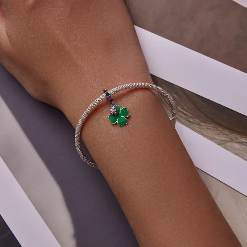 (afbeelding voor) Pandora Style Lieveheersbeestje Klaver Hangende Bedel - SCC2187 - Bekijken 5