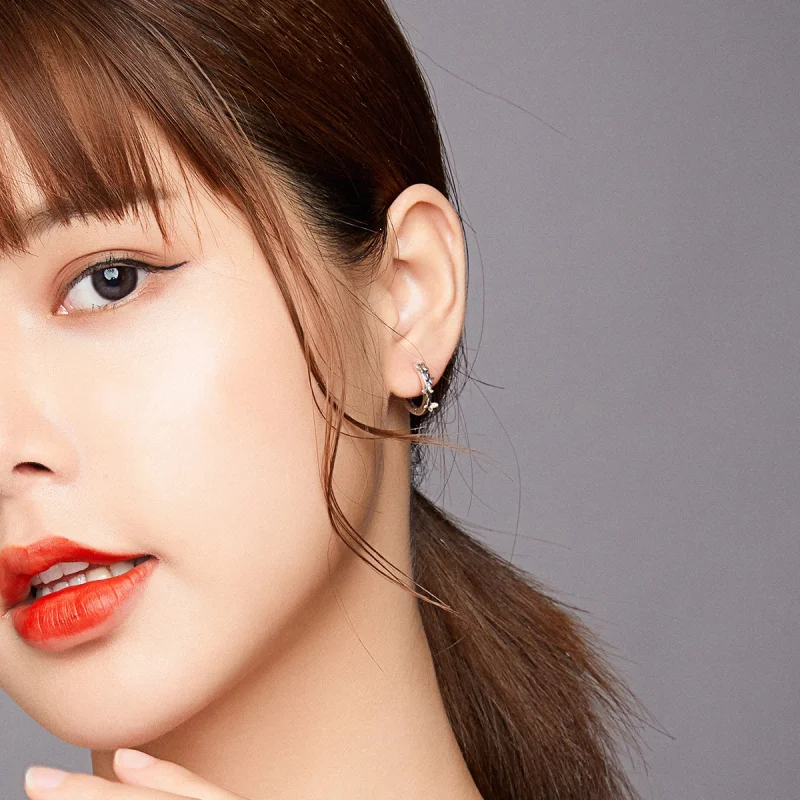 (afbeelding voor) Pandora Style Elegante Butterfiles Oorringen - SCE927 - Bekijken 5