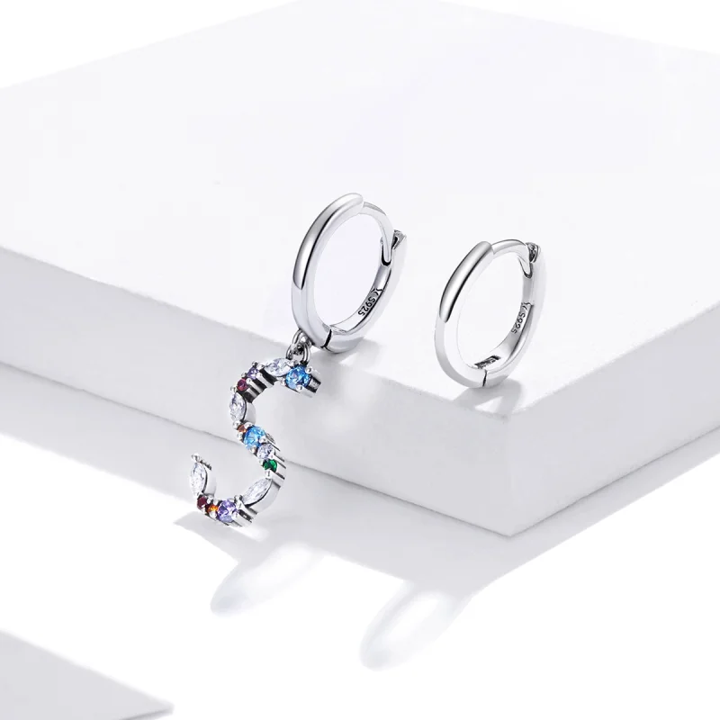 (afbeelding voor) Pandora Style Kleurrijke Letter S Oorhangers - SCE1032 - Bekijken 4