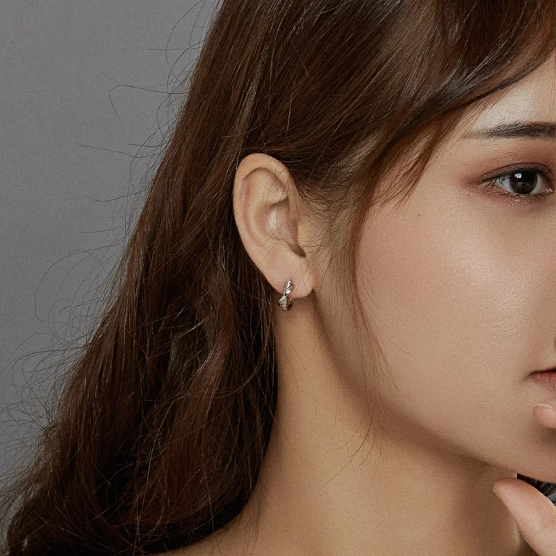 (afbeelding voor) Pandora Style Ledertextuur Oorringen - BSE440 - Bekijken 8