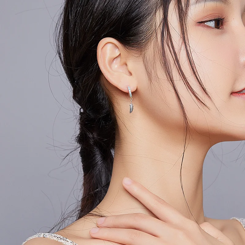 (afbeelding voor) Pandora Style Veer Oorhangers - SCE898 - Bekijken 6