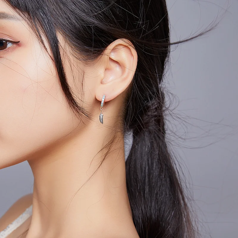 (afbeelding voor) Pandora Style Veer Oorhangers - SCE898 - Bekijken 8