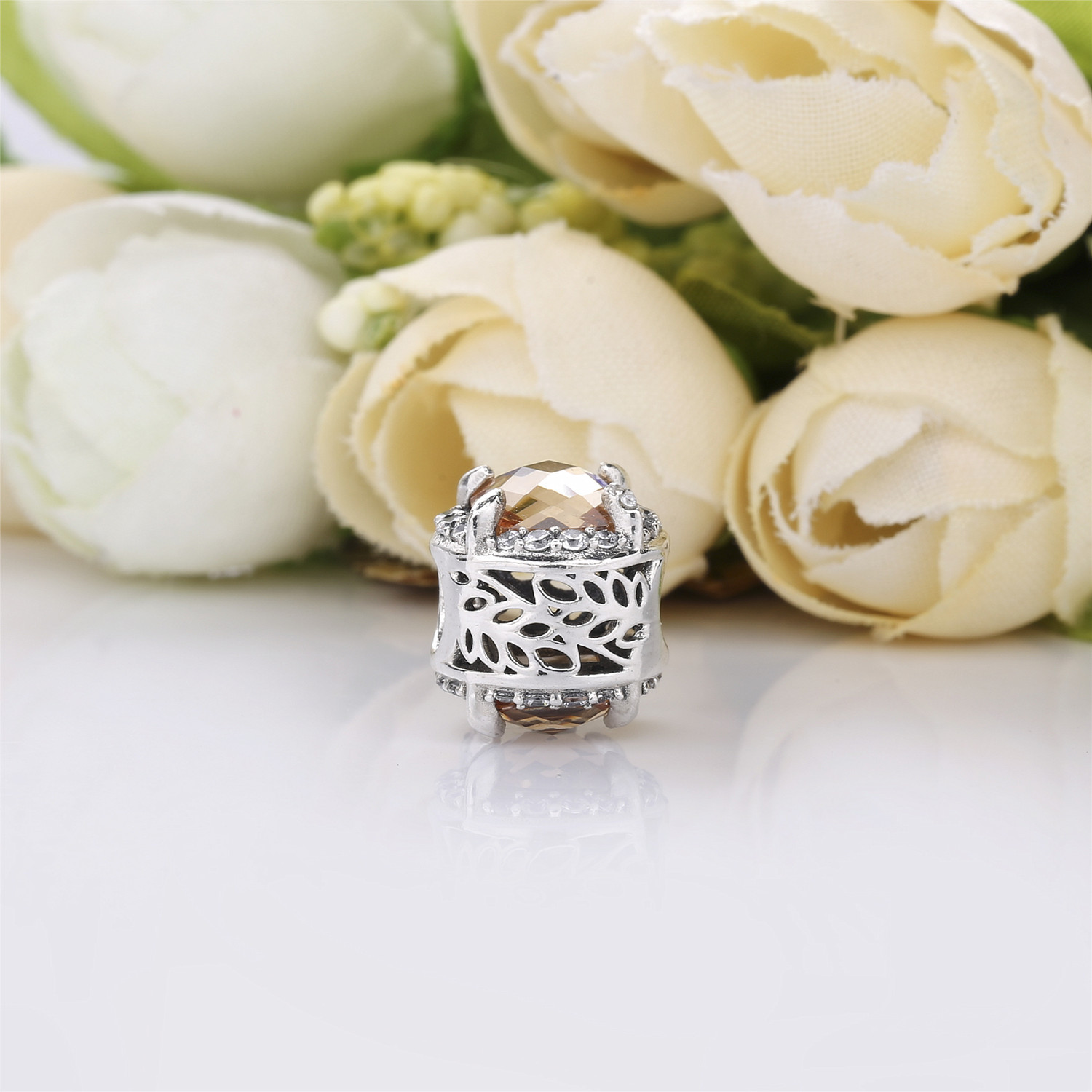PANDORA Radiant Grains Of Energy Bedel 797650CCZ
