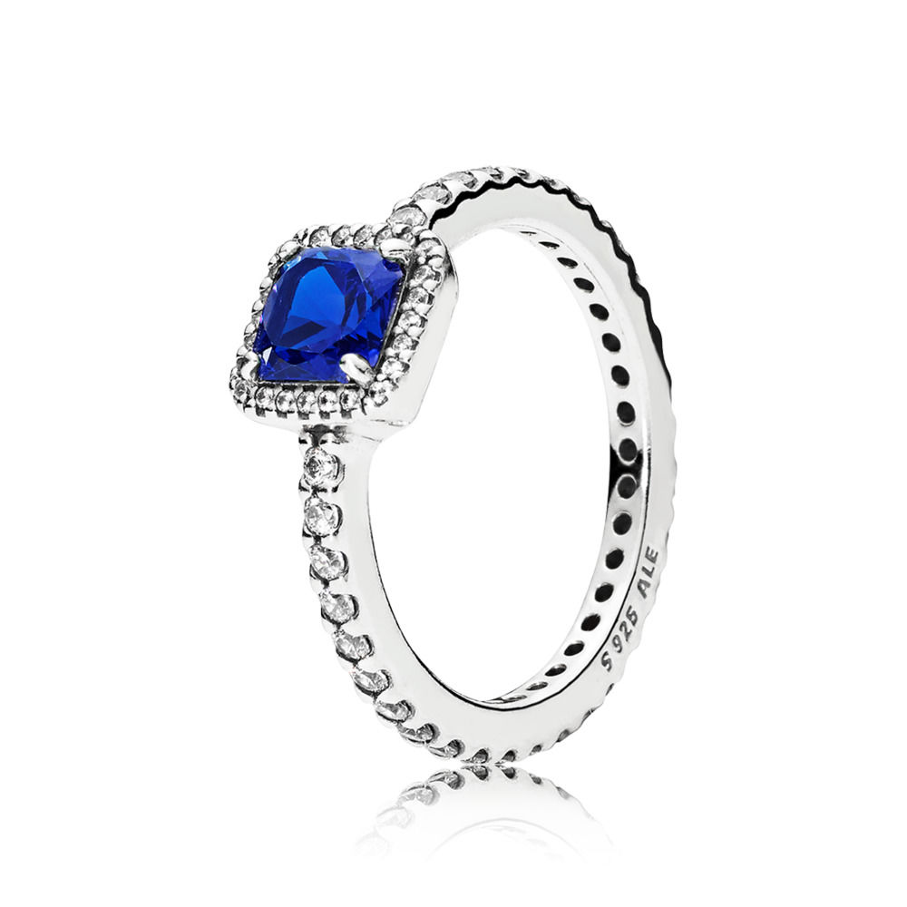 PANDORA Ring Tijdloze Elegantie Blauw 190947NBT PANDORA Ring Tijdloze Elegantie Blauw 190947NBT