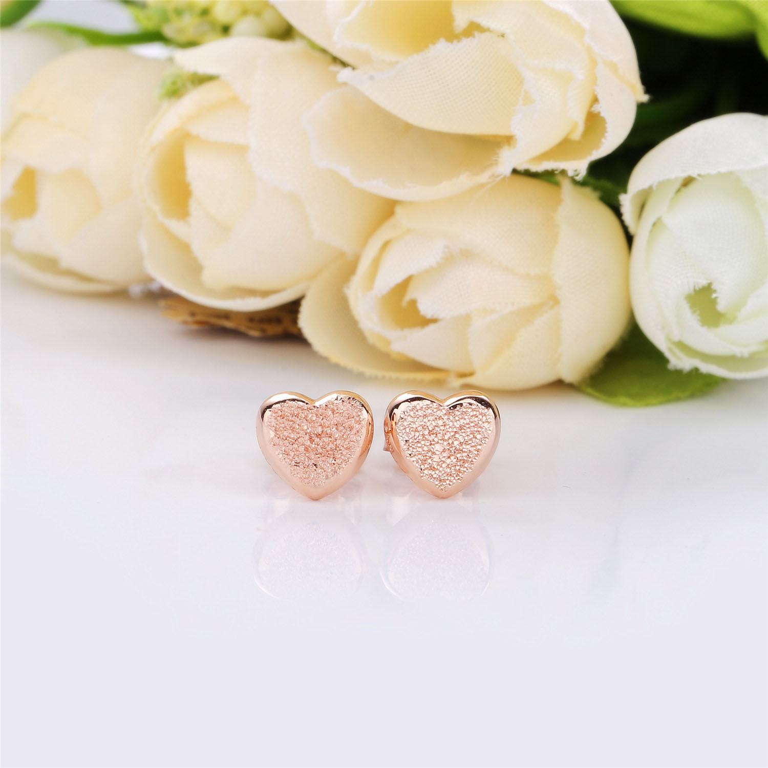 Pandora Matte Brilliance Hearts Oorbellen - 287928