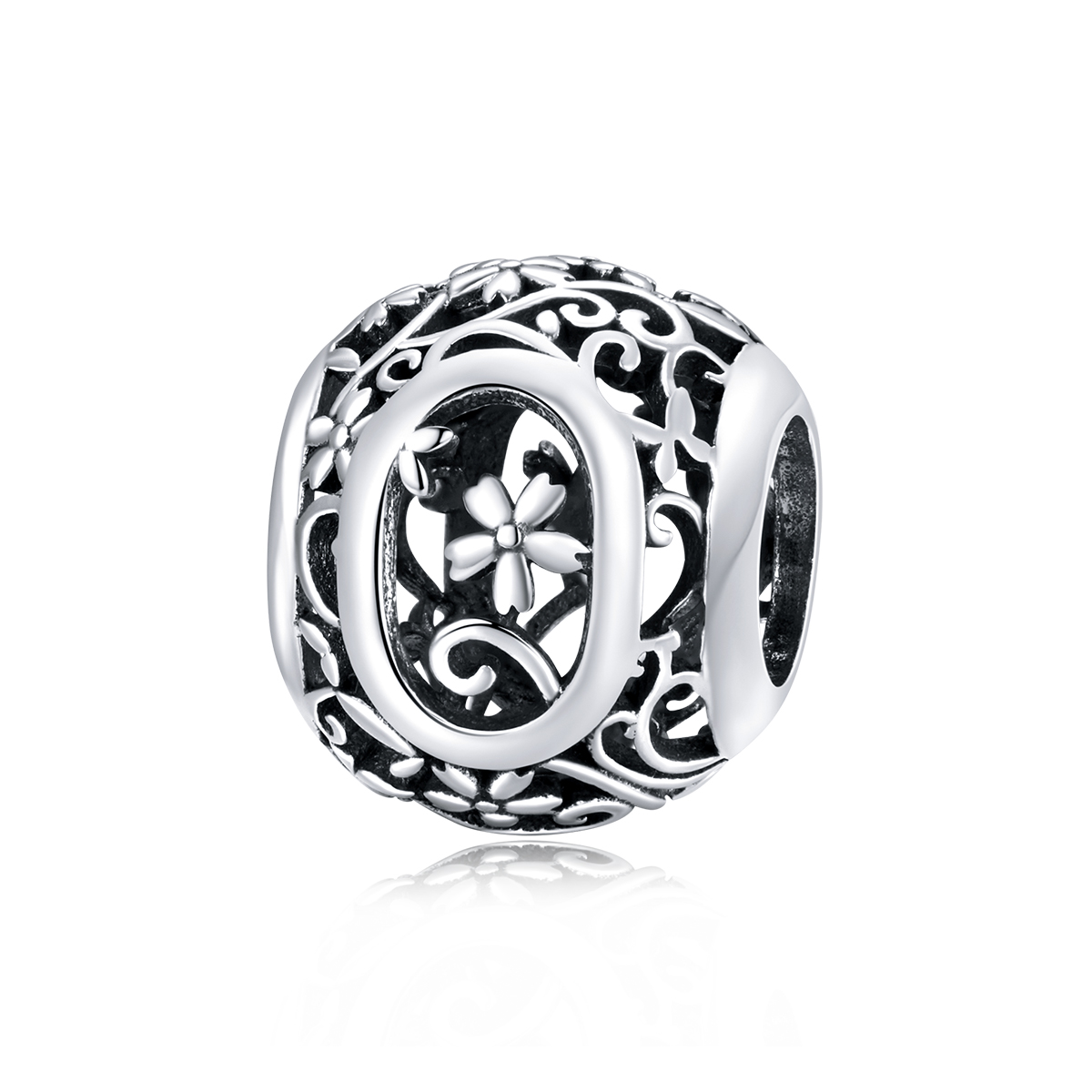 Pandora Style Opengewerkte Bloem Letter O Bedel - SCC1444-O Pandora Style Opengewerkte Bloem Letter O Bedel - SCC1444-O