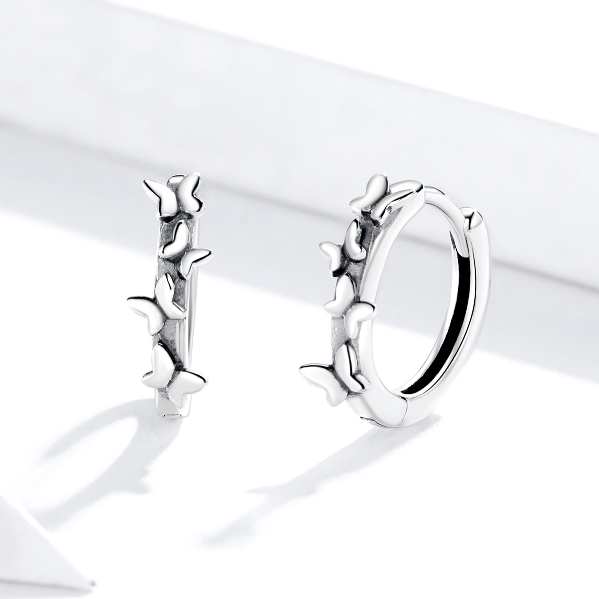 Pandora Style Elegante Butterfiles Oorringen - SCE927