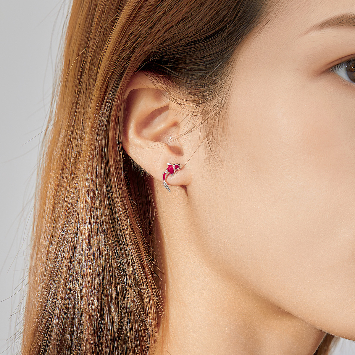 Pandora Style Gelukkige Koi Oorknopjes - SCE812