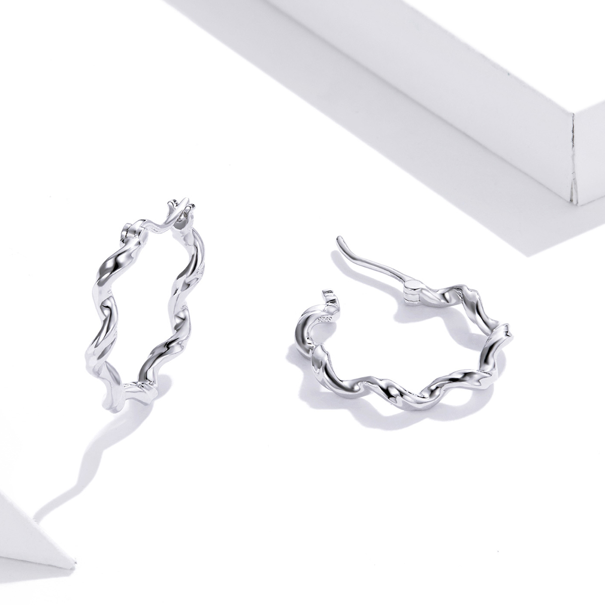 Pandora Style Golf Oorringen - SCE976