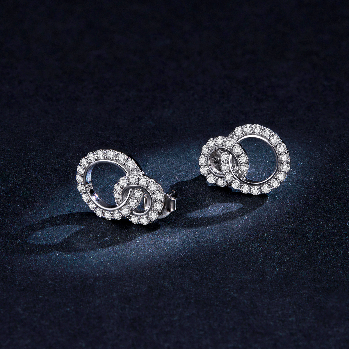 Pandora Style Oogverblindende dubbele ringen Oorknopjes - BSE388