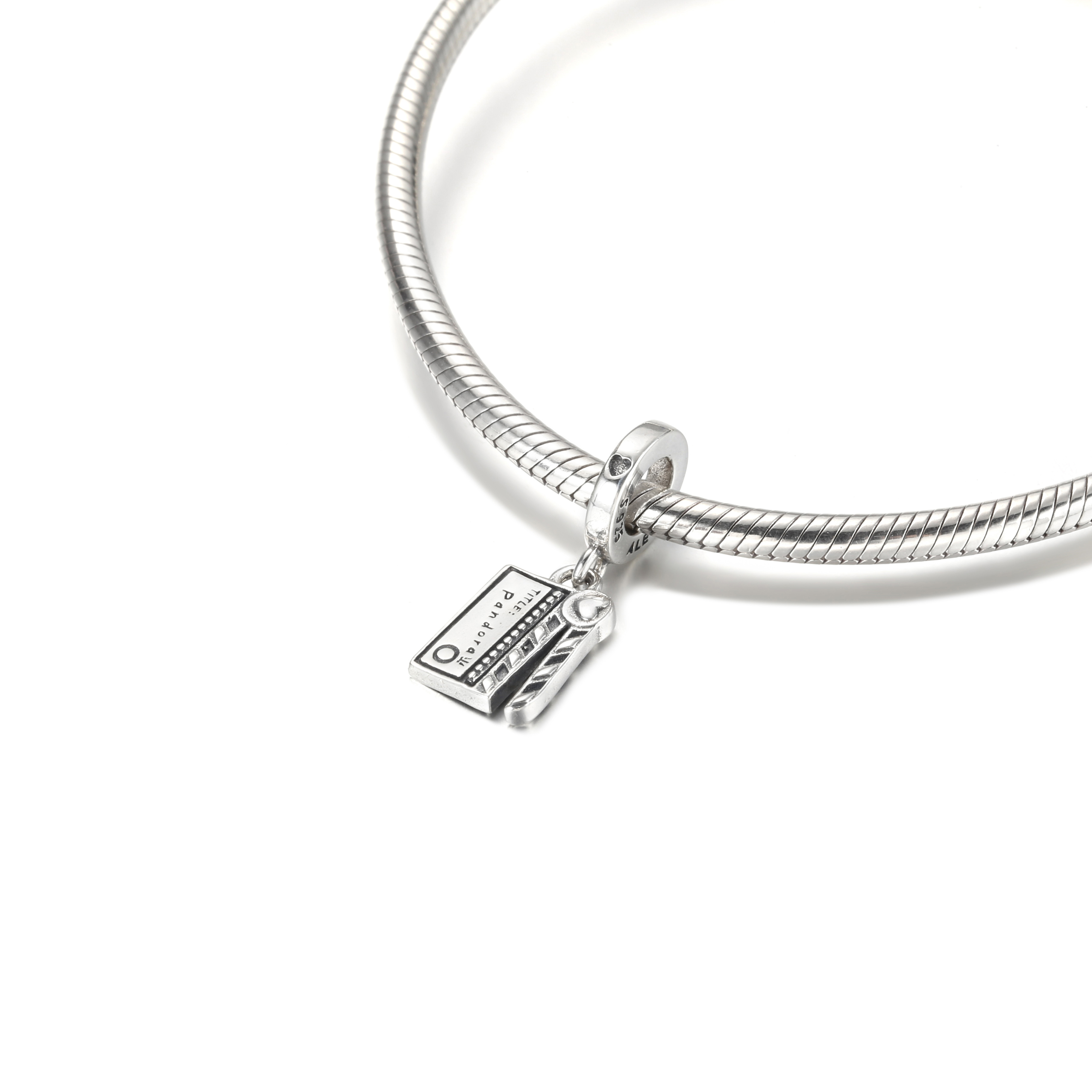 PANDORA Filmklapper Hangende Bedel - 799423C01