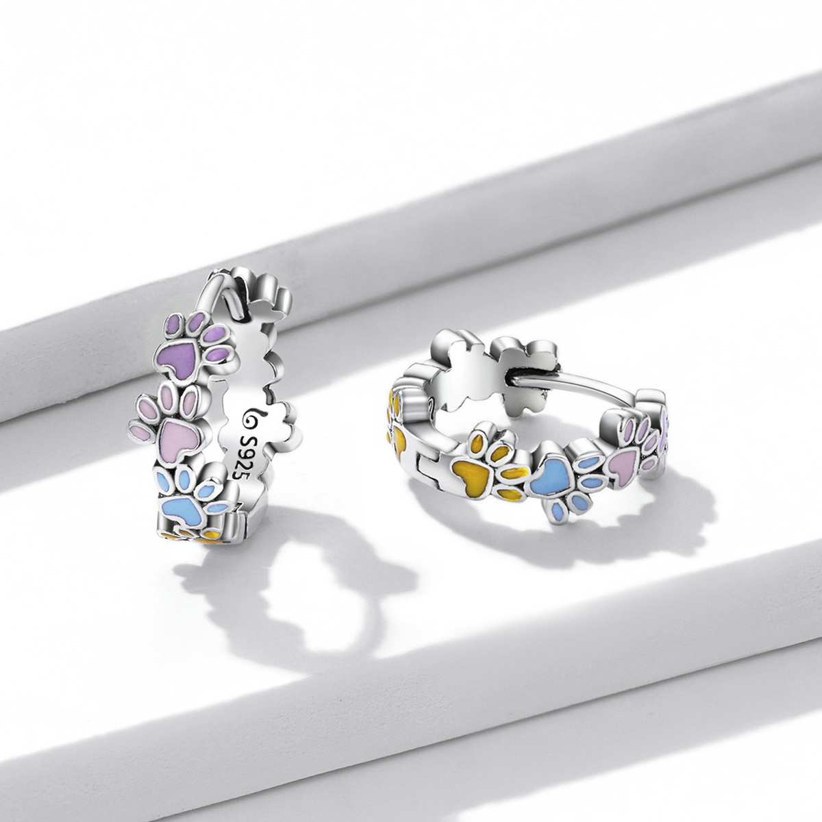 Pandora Style Kleurrijke Klauwen Oorbellen - BSE580