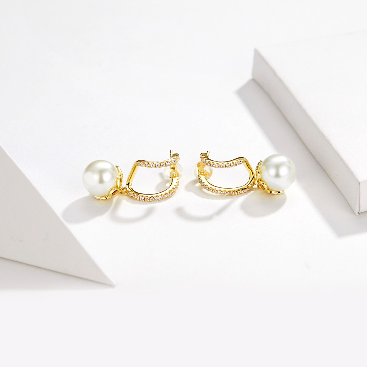 Pandora Style Zachte Parel Oorknopjes - BSE151