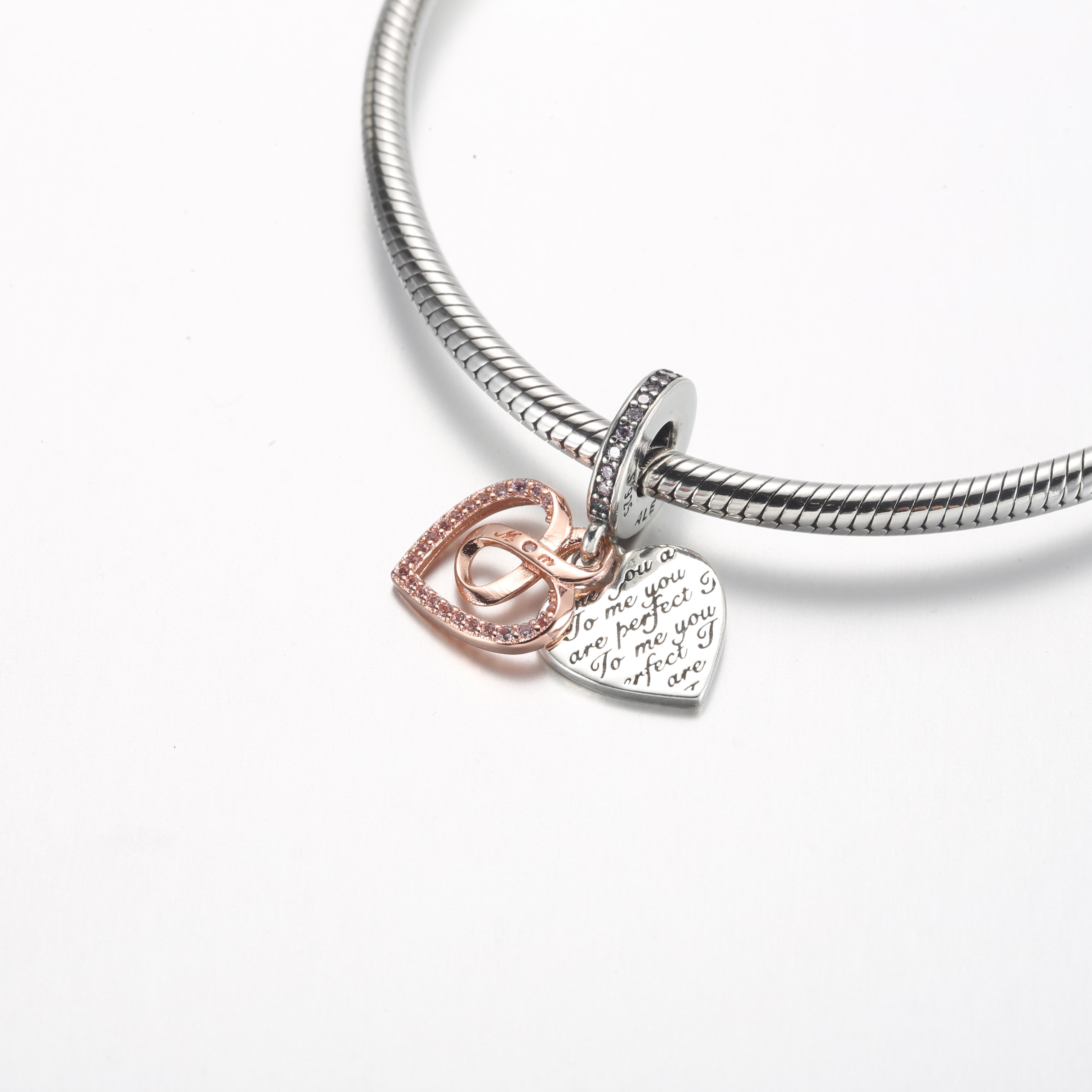 Pandora Two-tone Infinity Heart Double Dangle Bedel - 782641C01