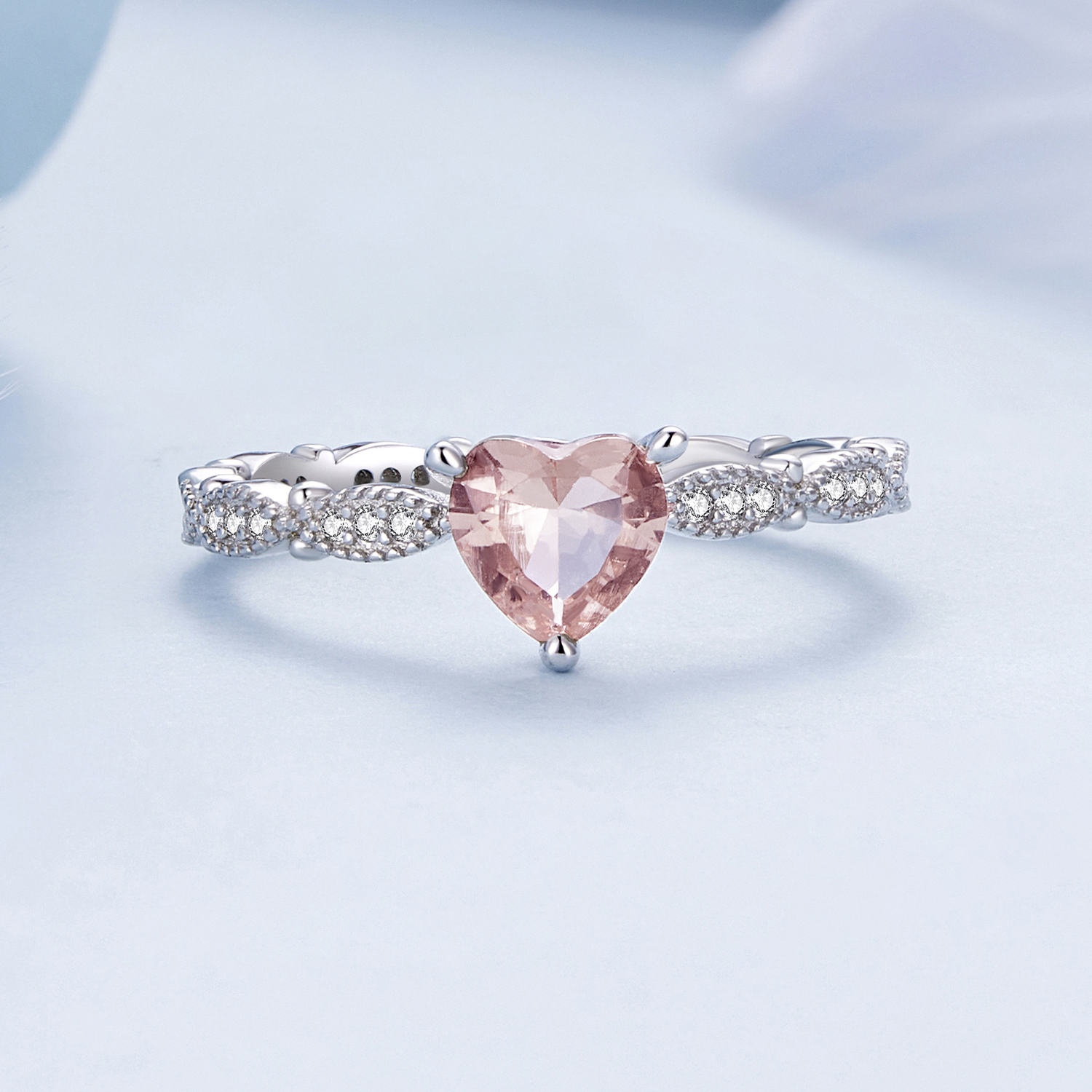 Pandora Stijl Ring in de vorm van een Hart met een Kameleon - BSR479