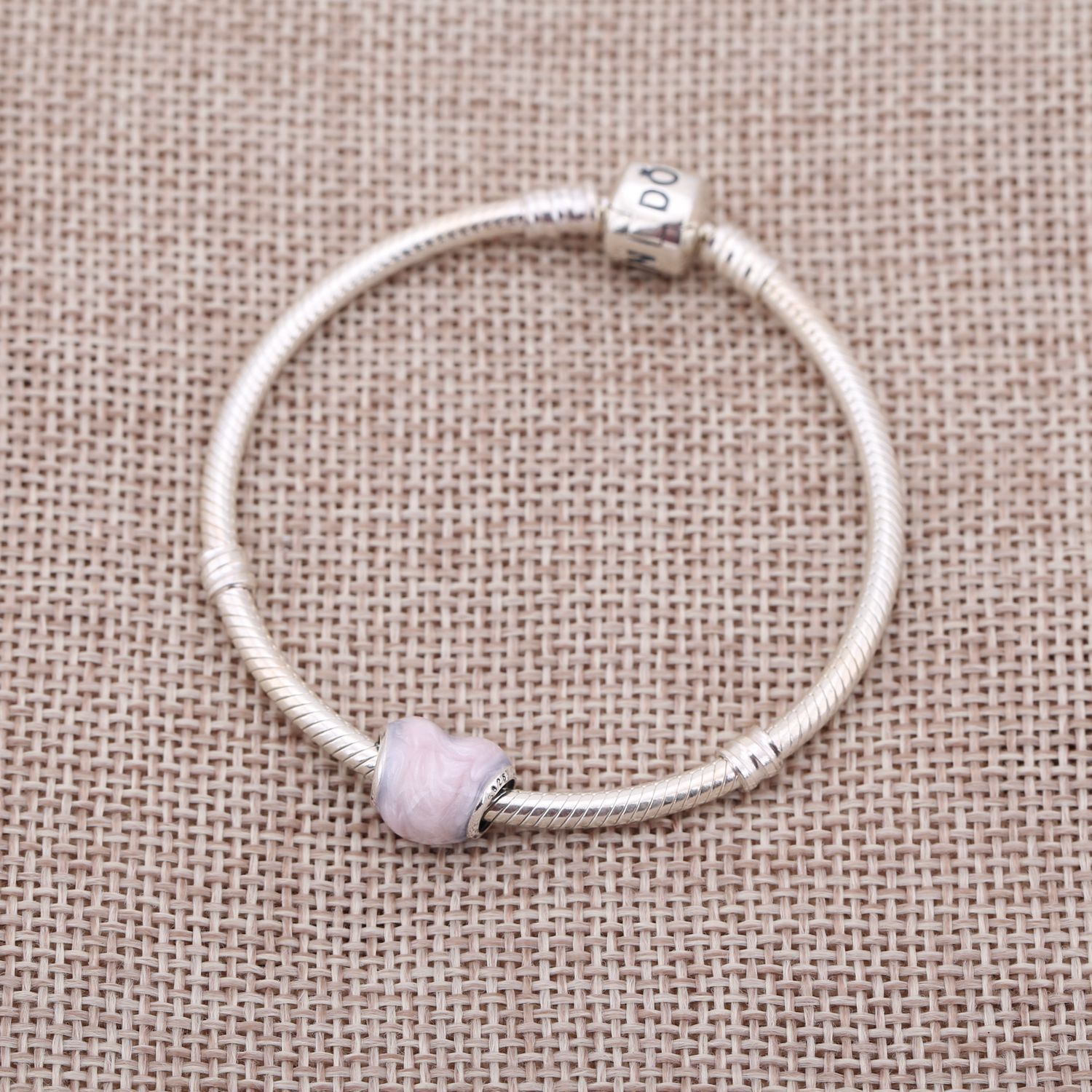 PANDORA Glittering Heart Bedel - 791886En113