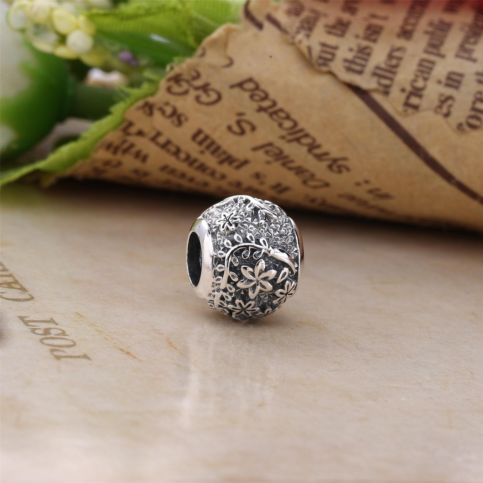 Pandora Zilveren Bladeren En Bloemen Bedel Ps0069-1