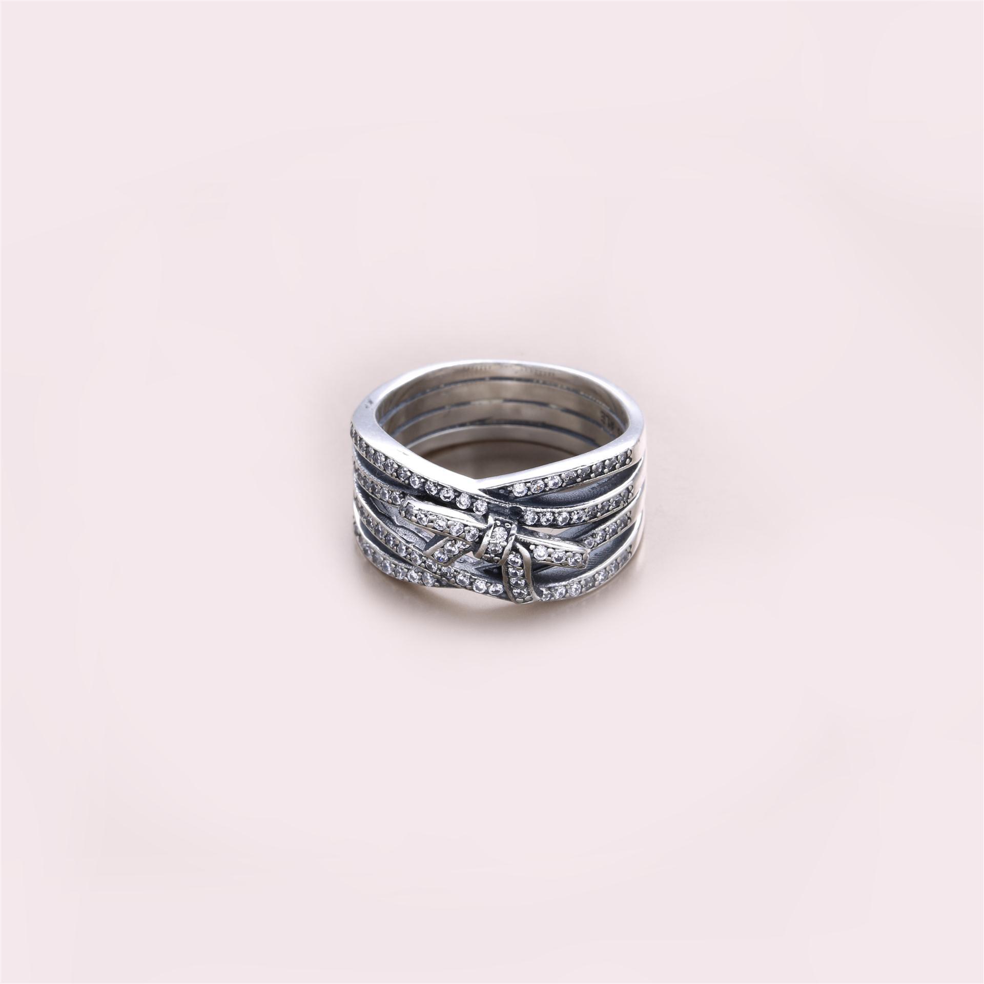 PANDORA Brede Ring Met Strik 190995CZ