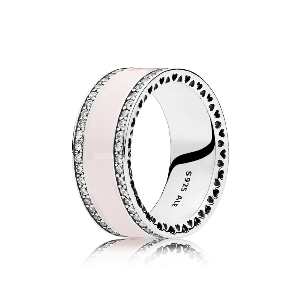 Pandora Zilveren Harten Van De Band Ring 191024En40 Pandora Zilveren Harten Van De Band Ring 191024En40